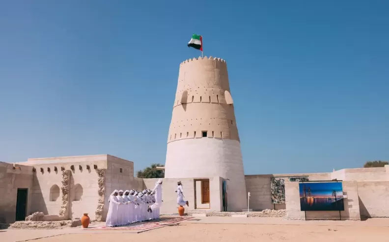 استكشاف القرية التراثية في Al Jazeera Al Hamra