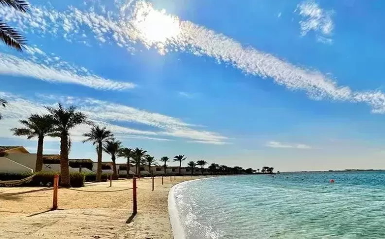 Half Moon Bay, Saudi Arabia