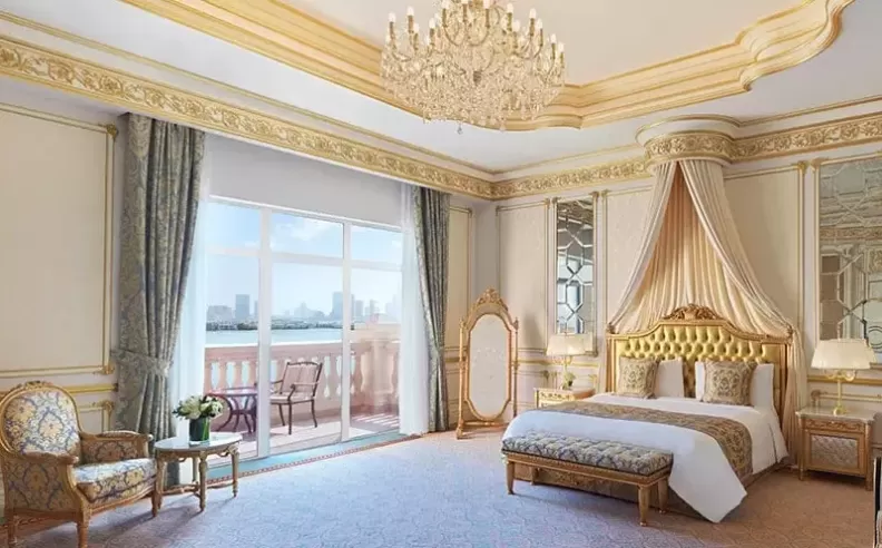Classic Luxury Escape at Raffles The Palm