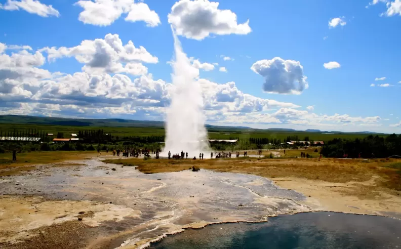 Explore Iceland in Summer 2026 with GJ Travel Deals