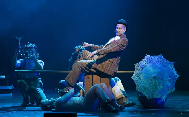 A Time-Traveling Circus Experience