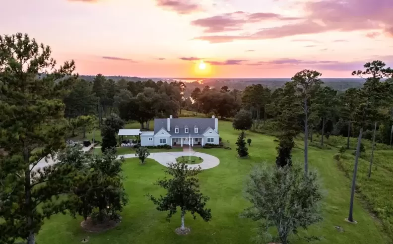 A One-of-a-Kind Ranch Estate