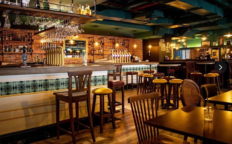 Friday Vibes at Black Sheep