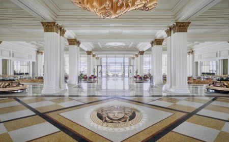 Elevate Your Summer Getaways with Exclusive Offers and Promotions at Palazzo Versace Dubai