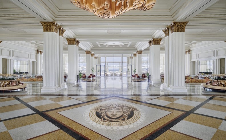 Elevate Your Summer Getaways with Exclusive Offers and Promotions at Palazzo Versace Dubai