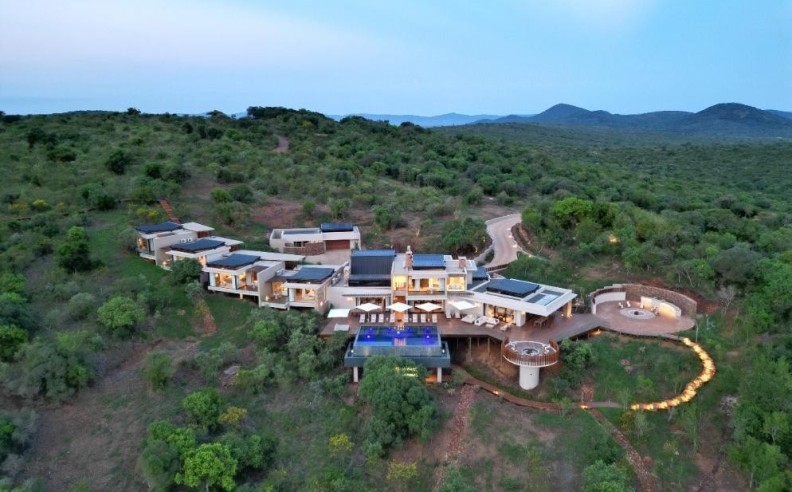 Secluded Beauty at Villa Thandawena