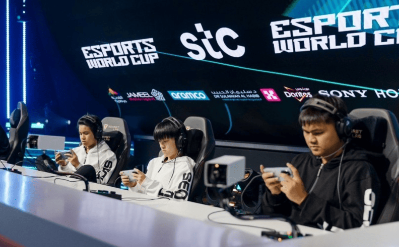 Introducing the HONOR Magic7 Pro for Mobile Esports at EWC 2025