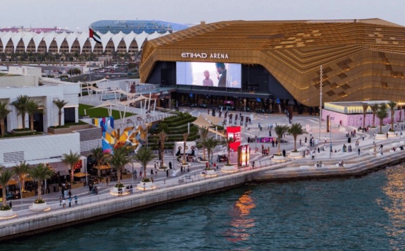 Where to Dine and Join the Summer Pitstop Fun