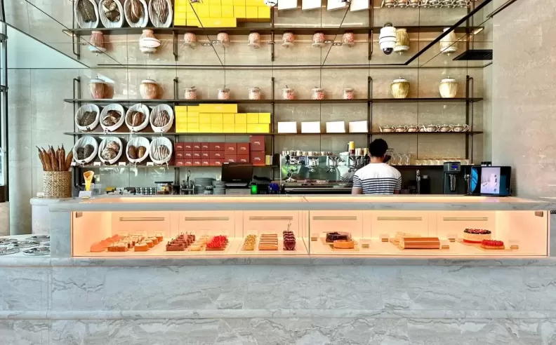 Bonbon Café: French Pastry, But Make It Art