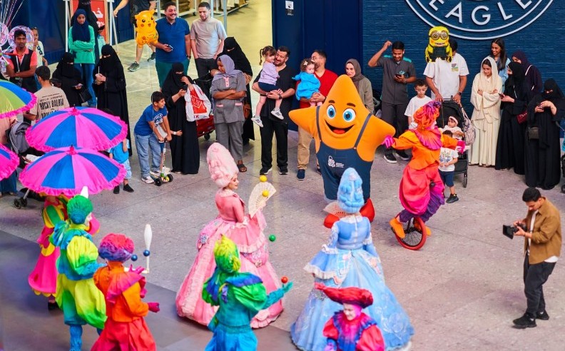 Jeddah’s West Coast Comes Alive with Marine Entertainment and Beach Activities