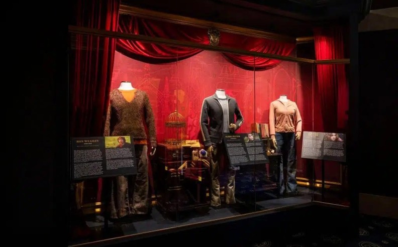 Immersive Environments and Magical Experiences