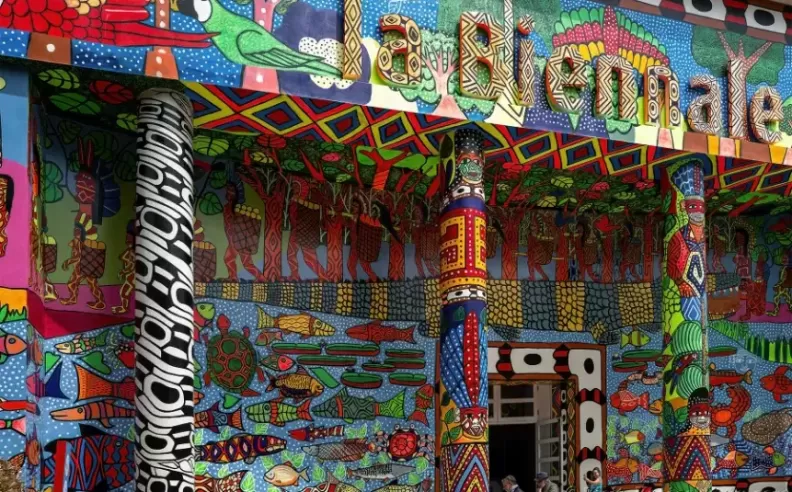 Global Voices, One Canvas