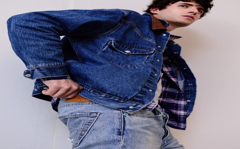 أكسسوارات رجالية مكمّلة للإطلالة من Levi’s®