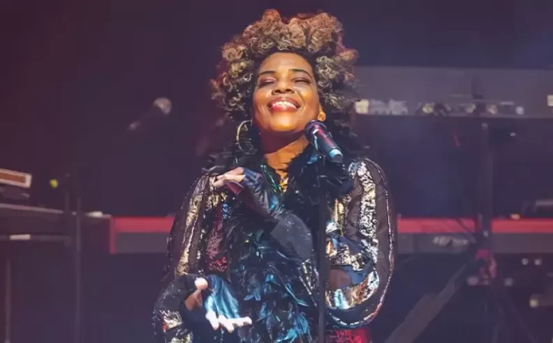 Macy Gray’s Smooth Soul and Jazz Fusion