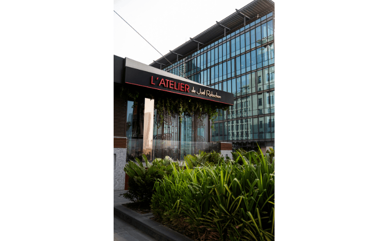 Signature Dishes and Family-Friendly Offerings 
