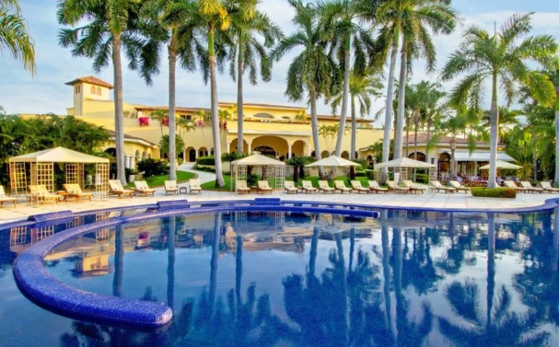 Luxury Mexican Suites at Casa Velas