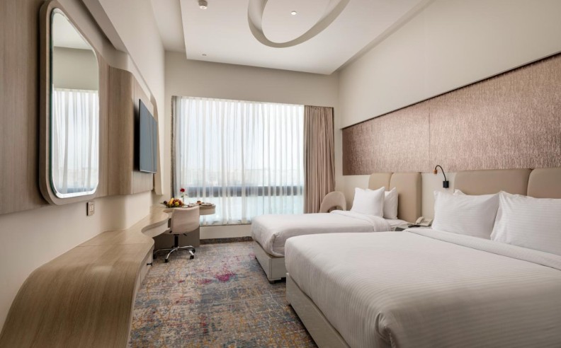 Wellness and Dining Experiences at Crowne Plaza Alexandria Mirage