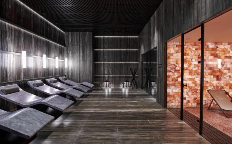 Maxx Wellbeing Fitness and Yoga with Scenic Views 
