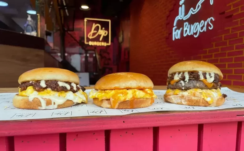 اكتشف Drip Burger: طعم اماراتي بلمسة مبتكرة في عالم البرجر