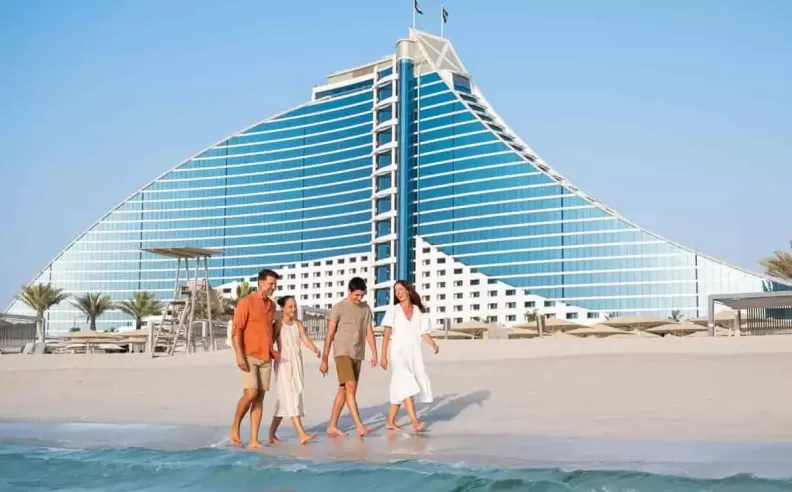 إقامة عائلية في Jumeirah Beach Hotel