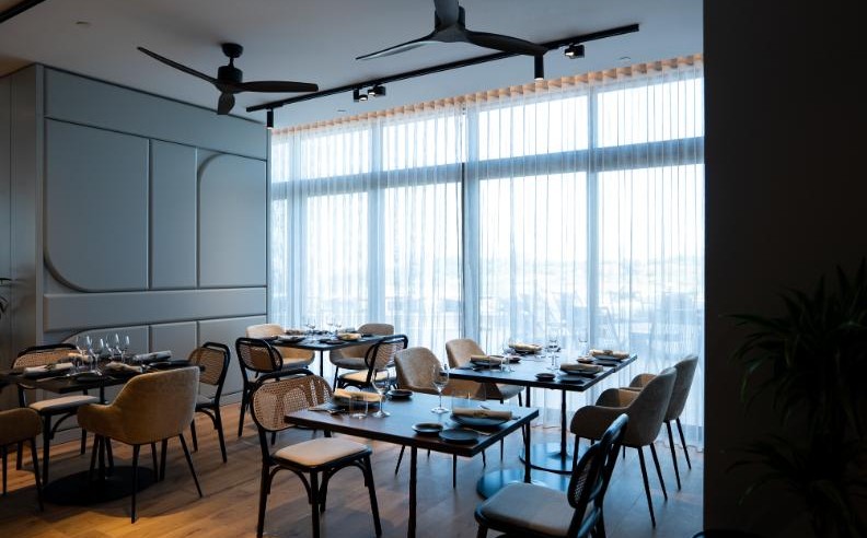 Culinary Philosophy and Immersive Luxury Experience