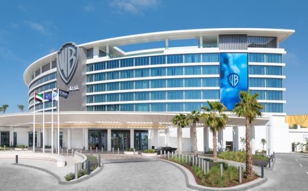 Unforgettable September Moments at The WB™ Abu Dhabi Curio Collection by Hilton