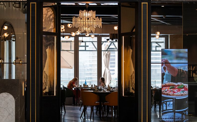 Third Avenue’s Exclusive Candlelight Dinner by The Dubai Fountain
