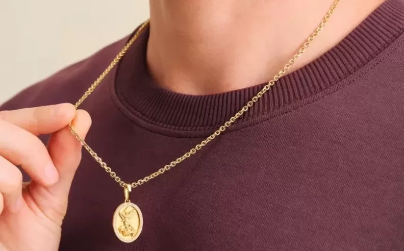Meaningful Pendants with Modern Design
