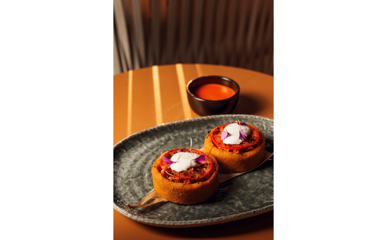 Weekly Experiences: Happy Hour, Ladies Night, and Taco Thursday