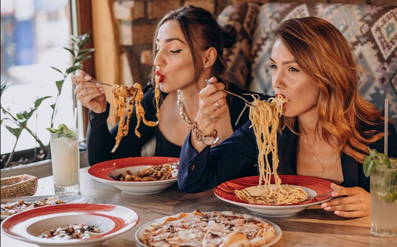 برانش آيلاندرز في رأس الخيمة يحتفل بذكرى مرور عشر سنوات من النكهات والأجواء الاستوائية