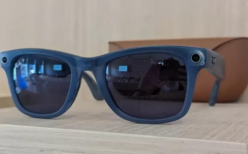 Ray-Ban Meta Smart Glasses: AI on Your Face