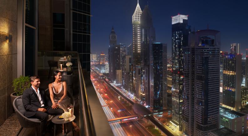 Aperitivo with Altitude at Horizon 42, Shangri-La Dubai 