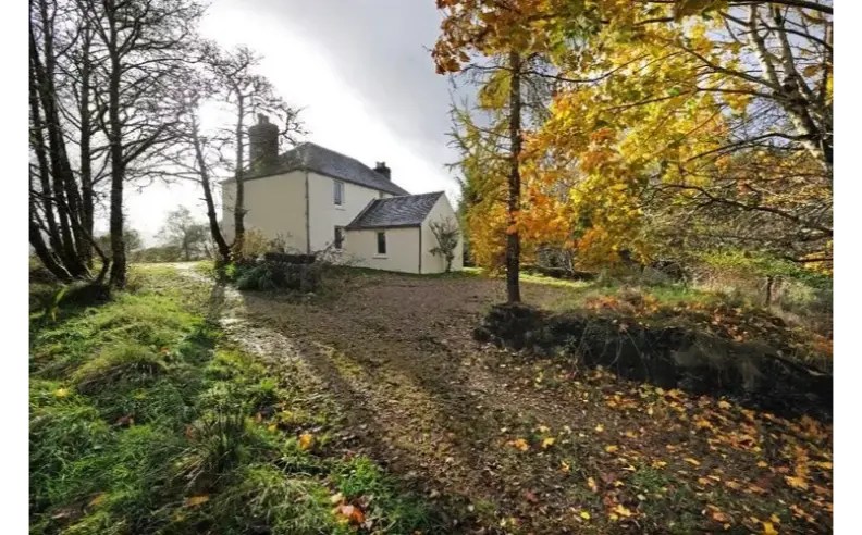 Arnott’s House, Scottish Nature at Its Finest