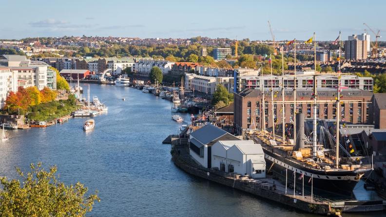 Trails, peaks and moonlight views: nature and scenic exploration