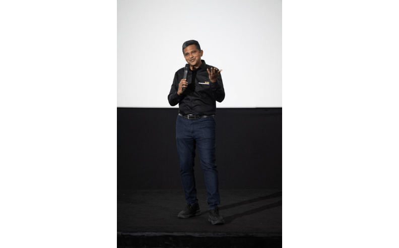 A new era of compact cinema