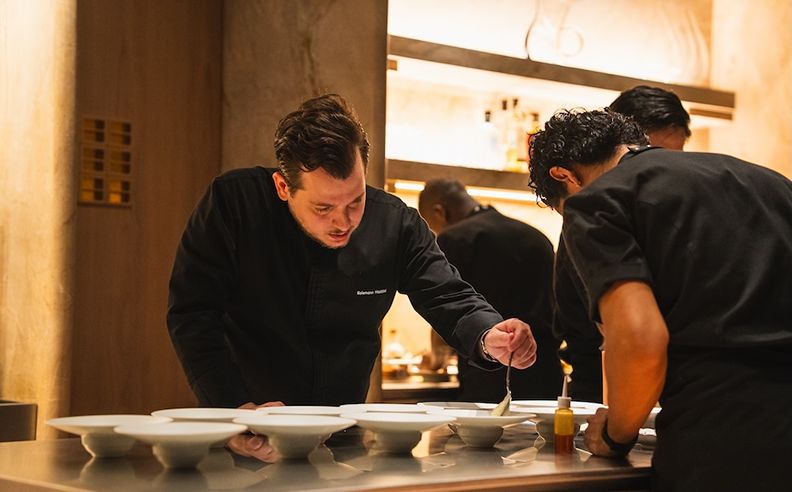 WE ARE ONA X Manar Abu Dhabi Makes Its Middle East Debut