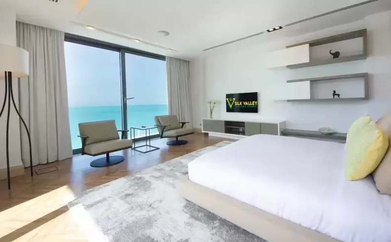 Bedrooms with Ocean Views