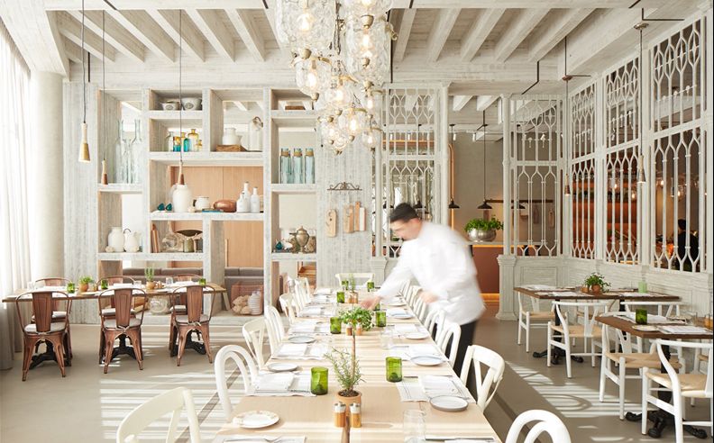 Naumi Hotel Dubai Unveils Its Playful ‘Stay Curious, Stay Festive’ Campaign for the Holidays