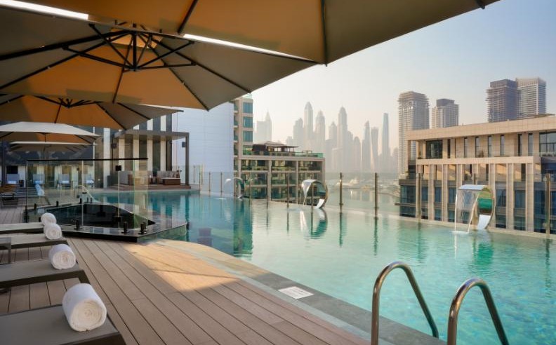 AYA Rooftop Dining & Drinks at Mileo The Palm