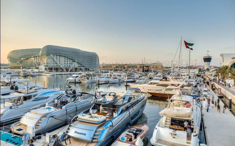 Yas Marina: Luxury Waterfront Lifestyle & 5 Gold Anchor Platinum Marina