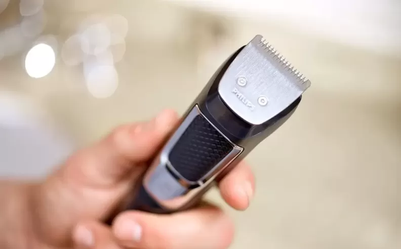  Philips Norelco 3000 Beard Trimmer