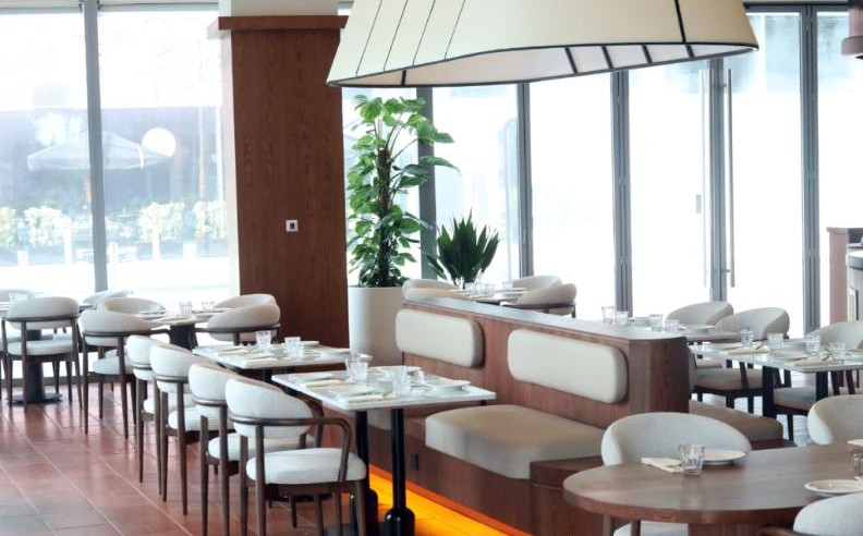 احتفال عيد الاتحاد في PEOPLES Honest Eatery