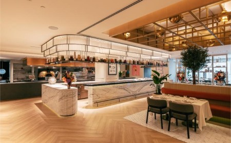 وجهة ﭬيرا ﭬيرسيليا تكشف عن مطعمها الرئيسي واستراحة ﭬيرا بجانب المسبح بأسلوب توسكانا الراقي ونمط الحياة الساحلية