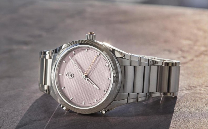 Innovation and Craftsmanship in the TONDA PF Micro-Rotor Corail