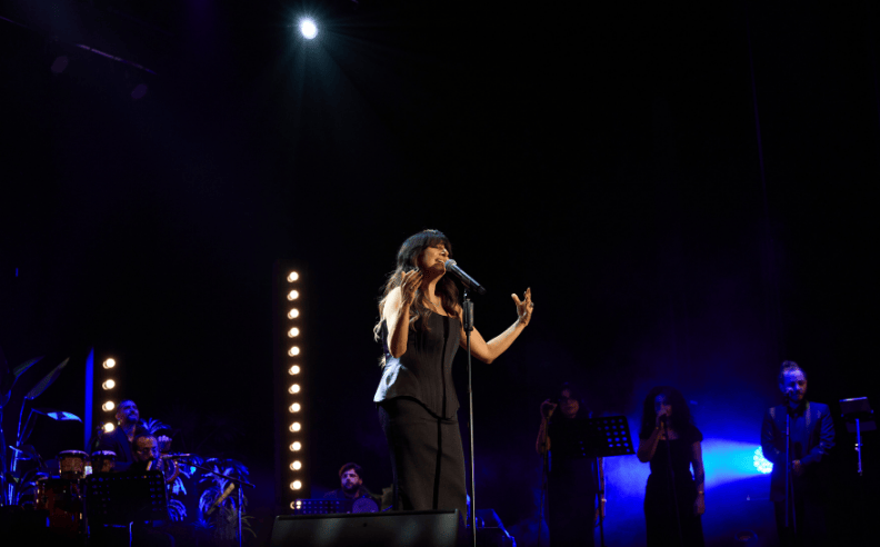 مايا واكد تعبر عن الهوية والموسيقى في دبي