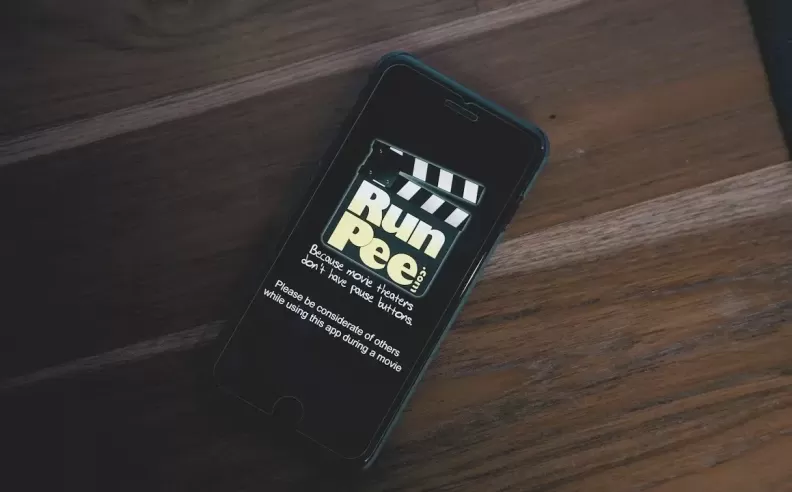 تطبيق RunPee الذي وضع حدا للقلق في صالات السينما
