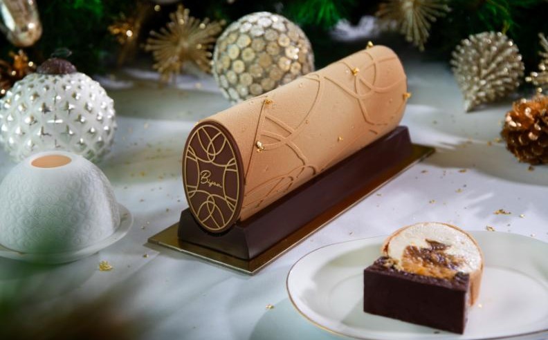 Candle lights at the centre of celebration