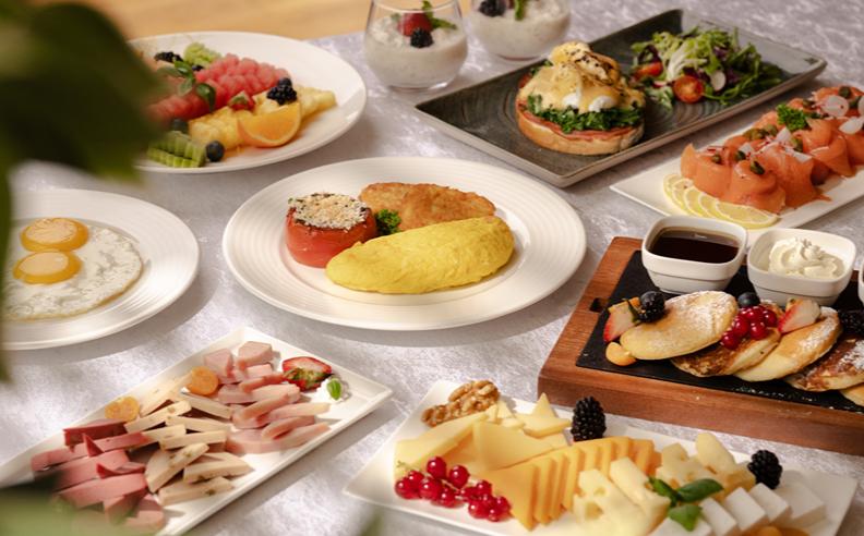 عشاء ليلة رأس السنة الفاخر في فندق سويس أوتيل الغرير