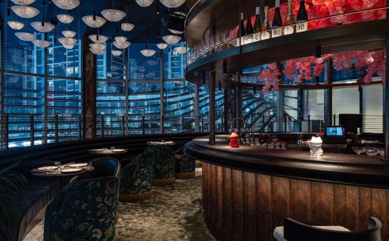 Alba Restaurant and Bisou’s Christmas Dining Experiences