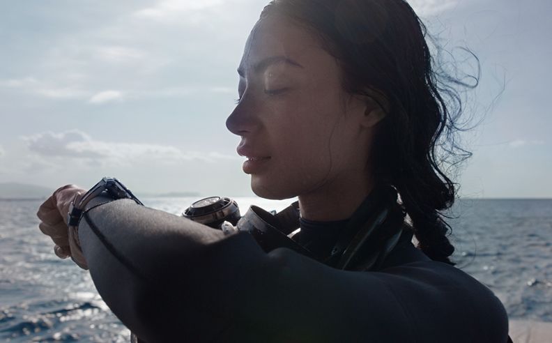 نظام هوائي وتقنيات تحديد الموقع في ساعة WATCH Ultimate 2